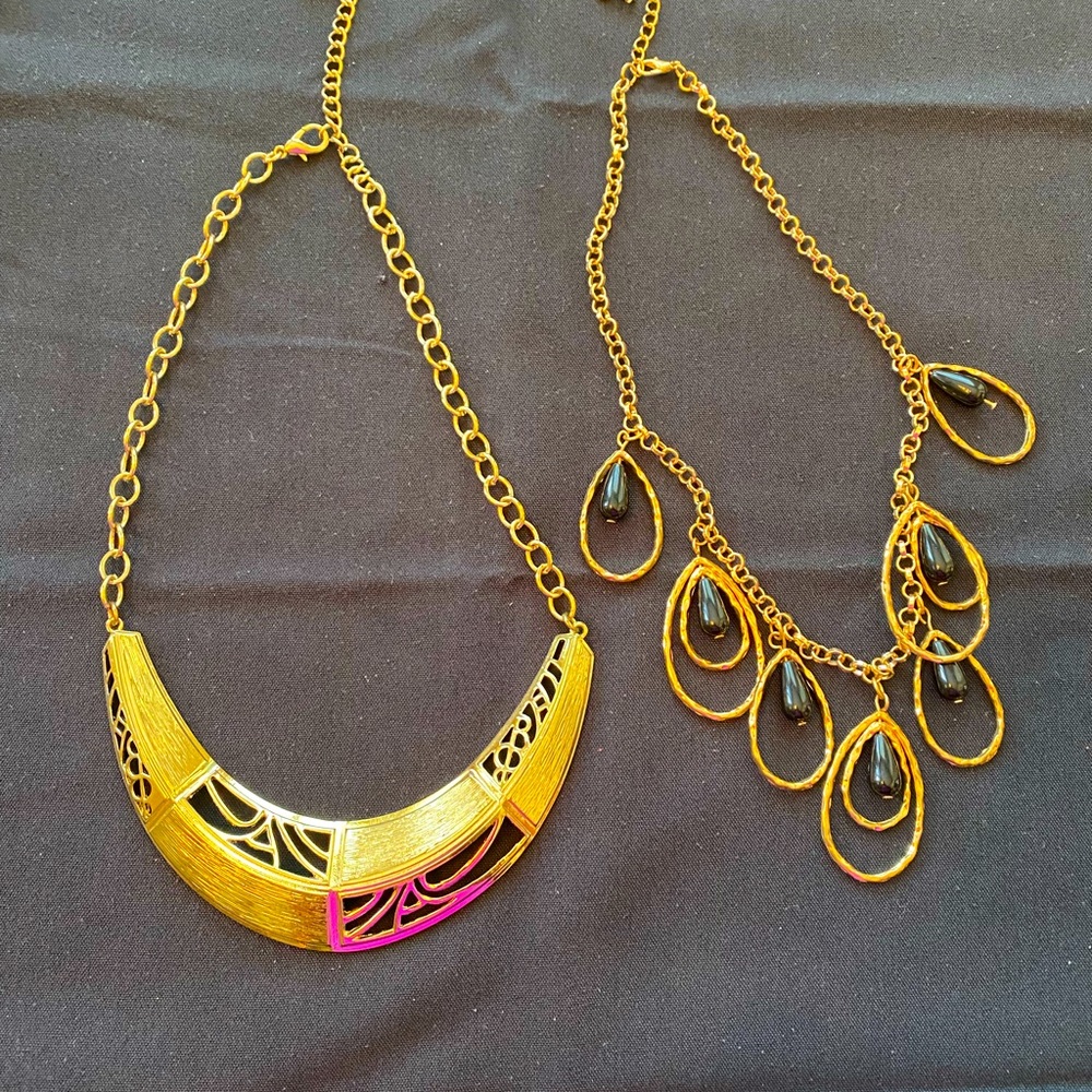 BEAUTIFUL NECKLACE BUNDLE